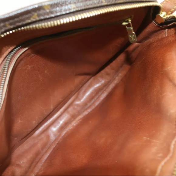 Authentic Louis Vuitton Crossbody Handbag, Shoulder Bag GM size, Leather - Picture 6 of 10